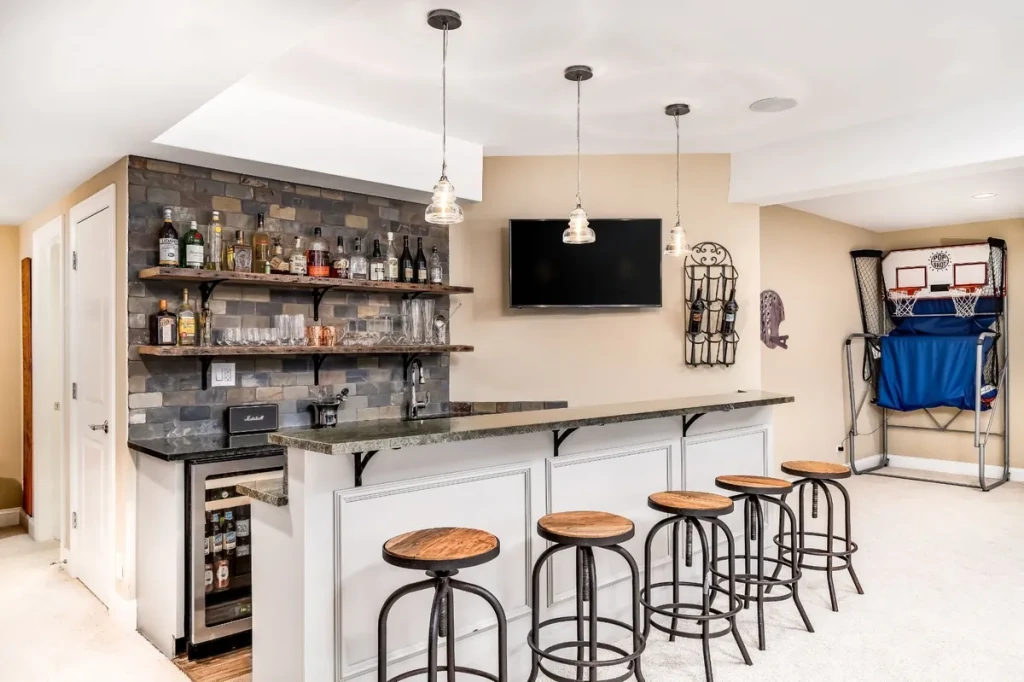 2 best basement bar ideas in home